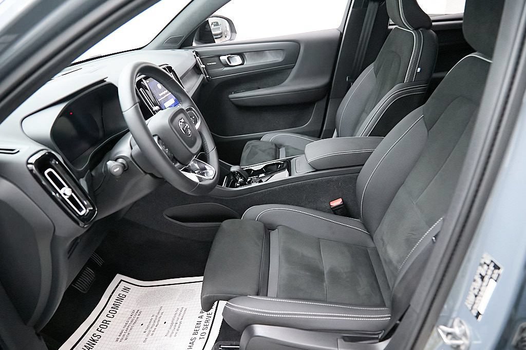 Certified 2023 Volvo C40 P8 Recharge Ultimate AWD/4WD image 14