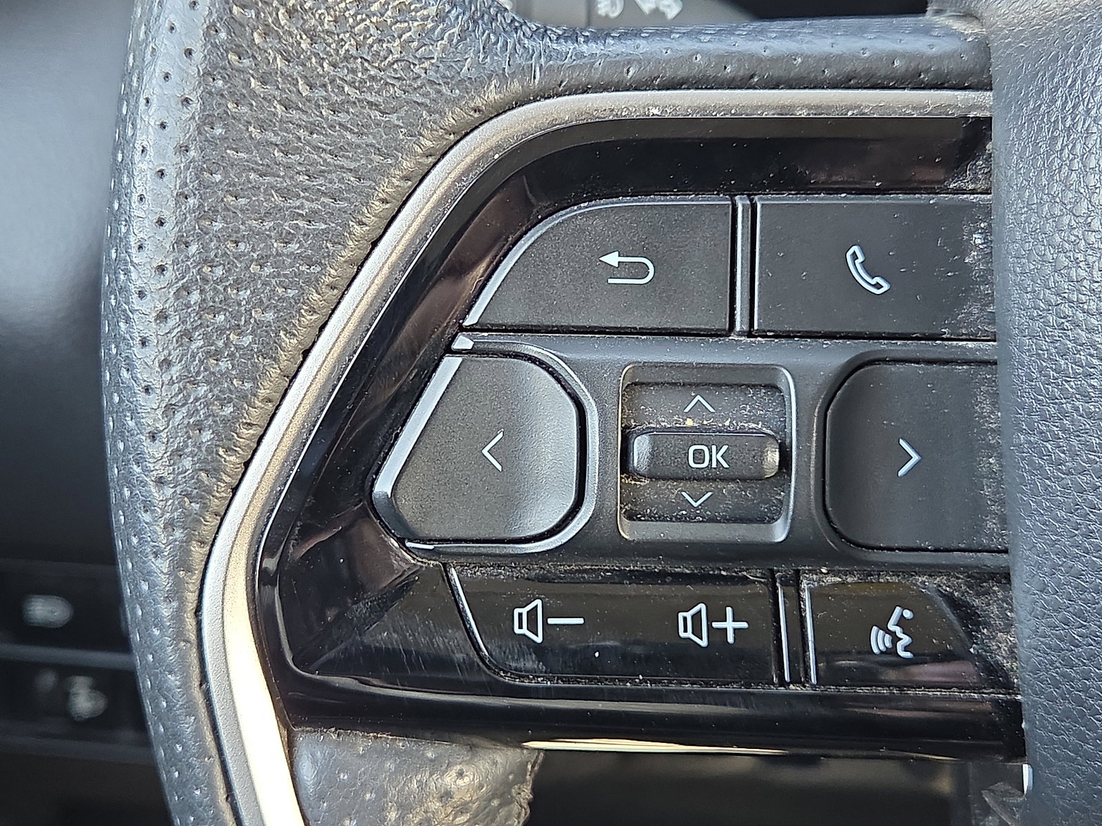 Used 2024 Toyota Tundra Limited image 21