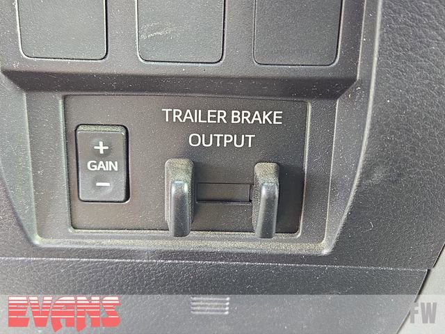 Used 2021 Toyota Tundra SR5 AWD/4WD image 7