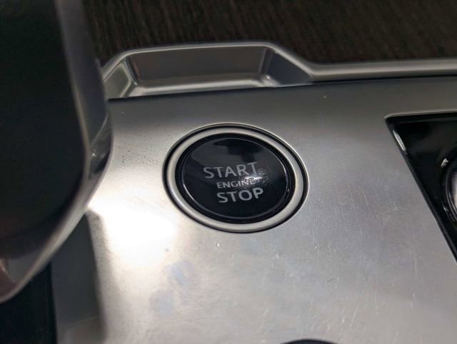 Used 2023 Land Rover Range Rover SE image 22