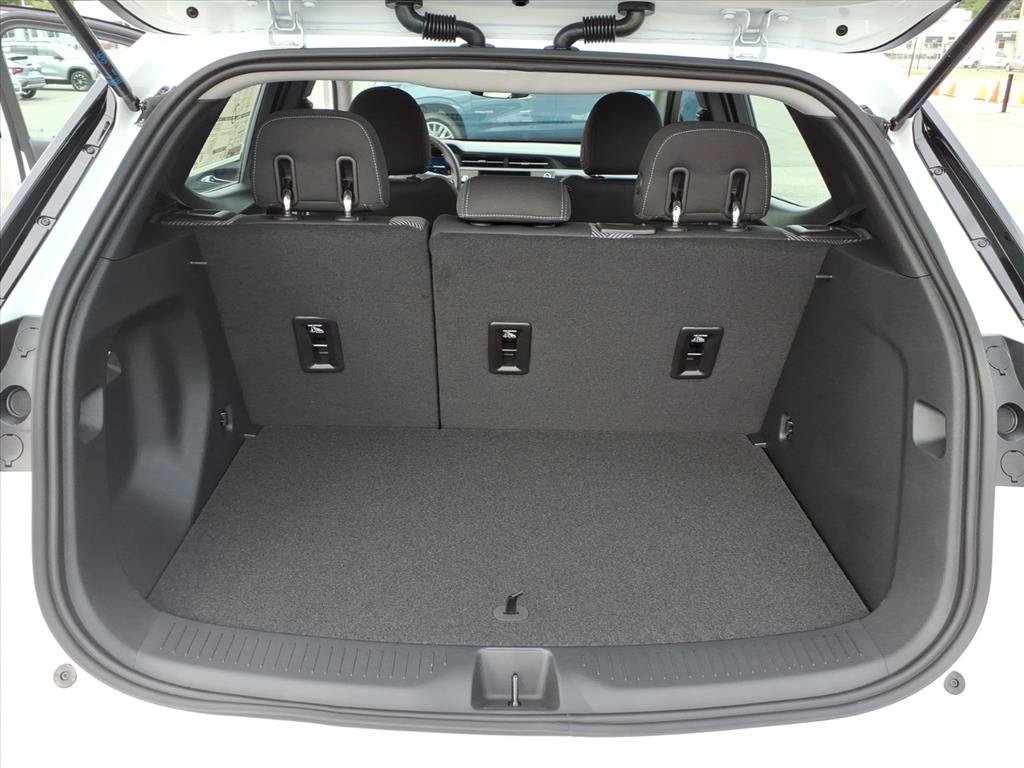New 2027 Chevrolet Bolt LT FWD image 11