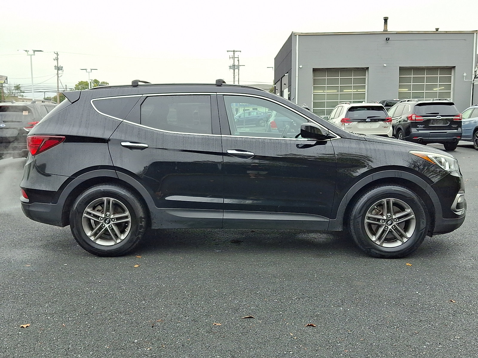 Used 2017 Hyundai Santa Fe Sport AWD/4WD image 4