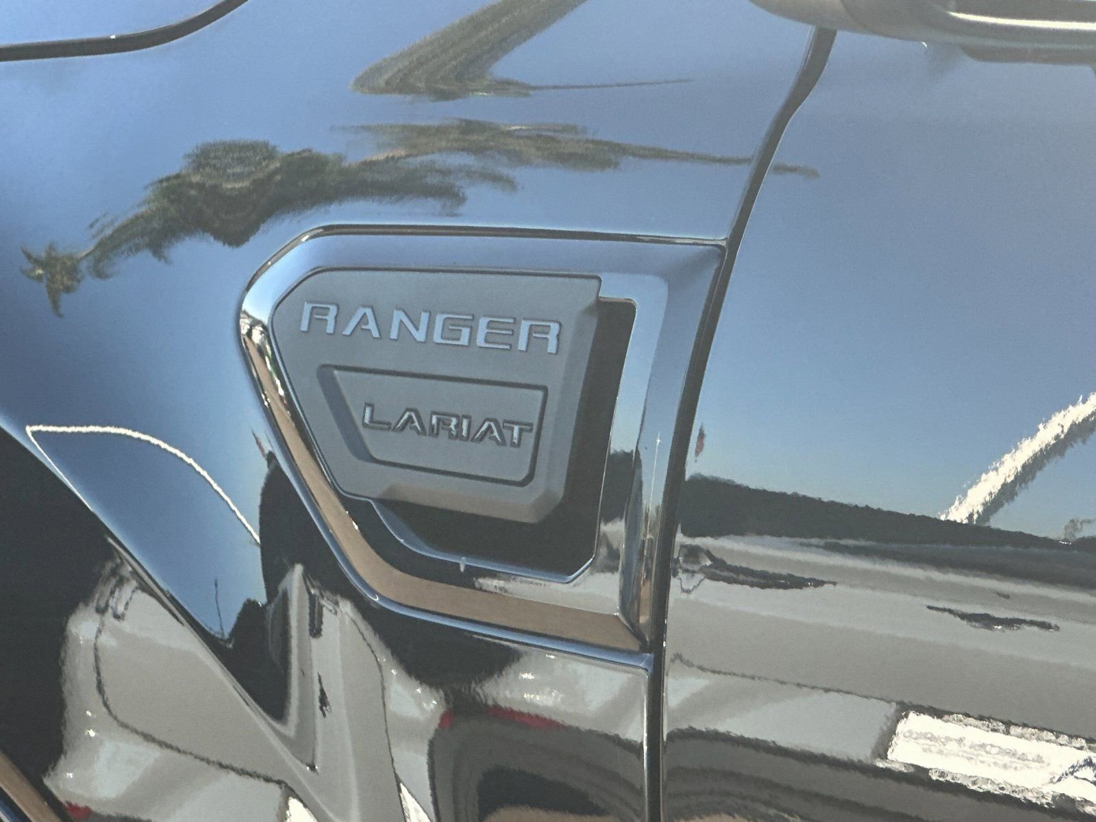 Used 2022 Ford Ranger Lariat w/ Equipment Group 501A High image 32