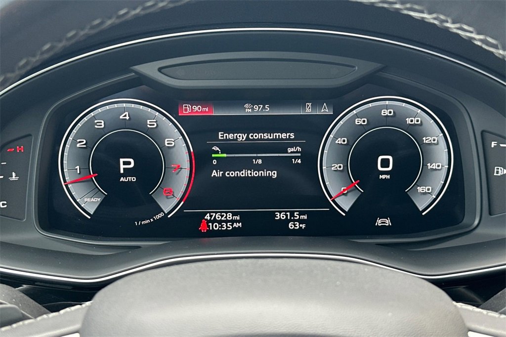 Used 2021 Audi Q8 Premium image 31