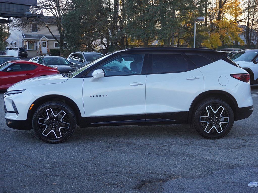 Used 2024 Chevrolet Blazer RS w/ Driver Confidence II Package image 21