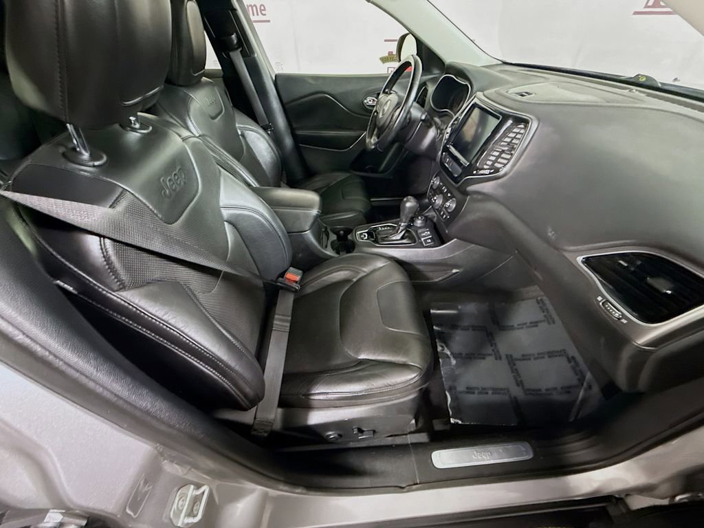 Used 2020 Jeep Cherokee Limited AWD/4WD image 31