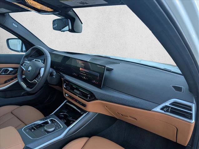 Used 2025 BMW 330i Sedan w/ Premium Package image 20