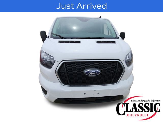 Used 2025 Ford Transit 350 XLT RWD image 3