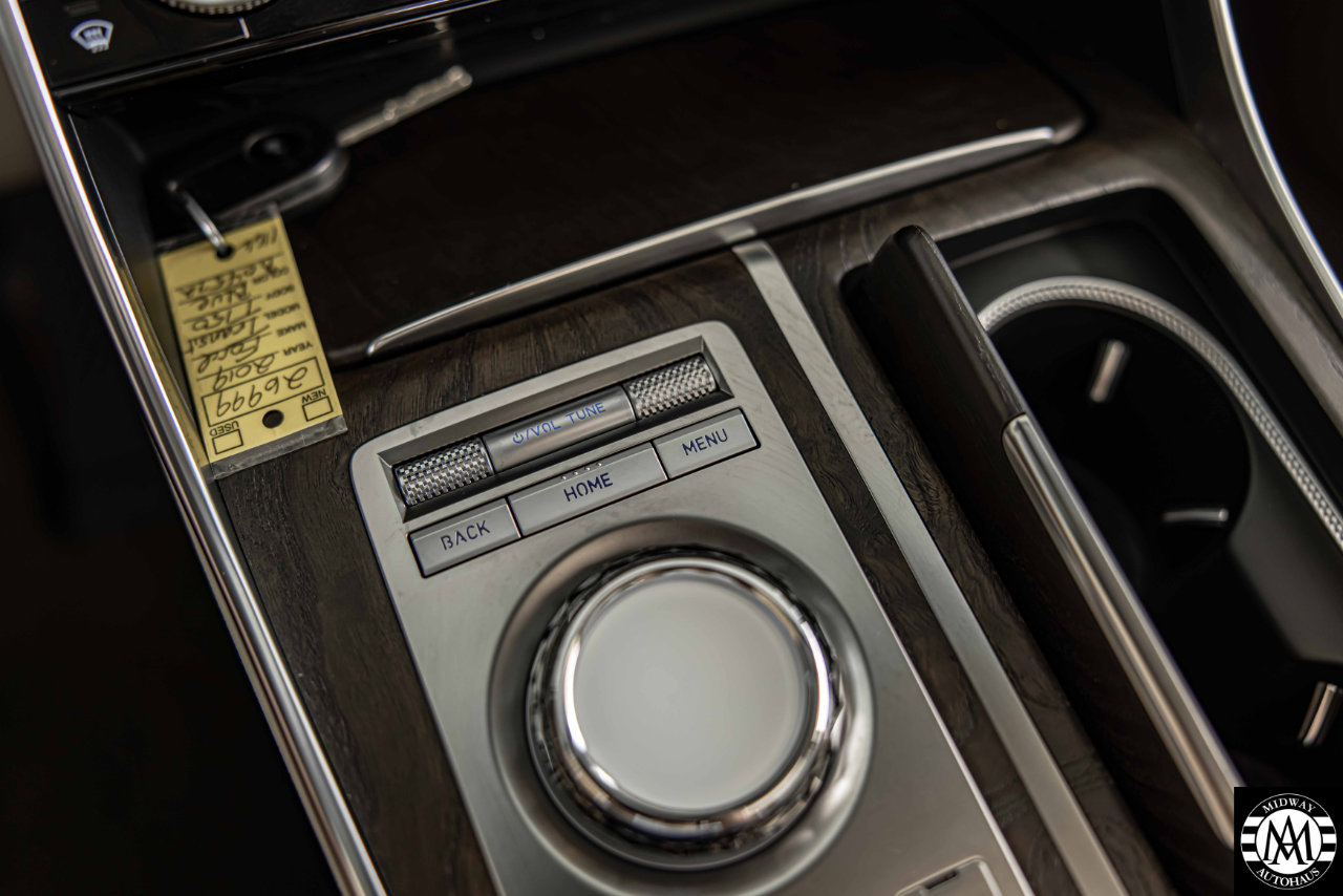 Used 2024 Genesis GV80 2.5T w/ Advanced Package image 31