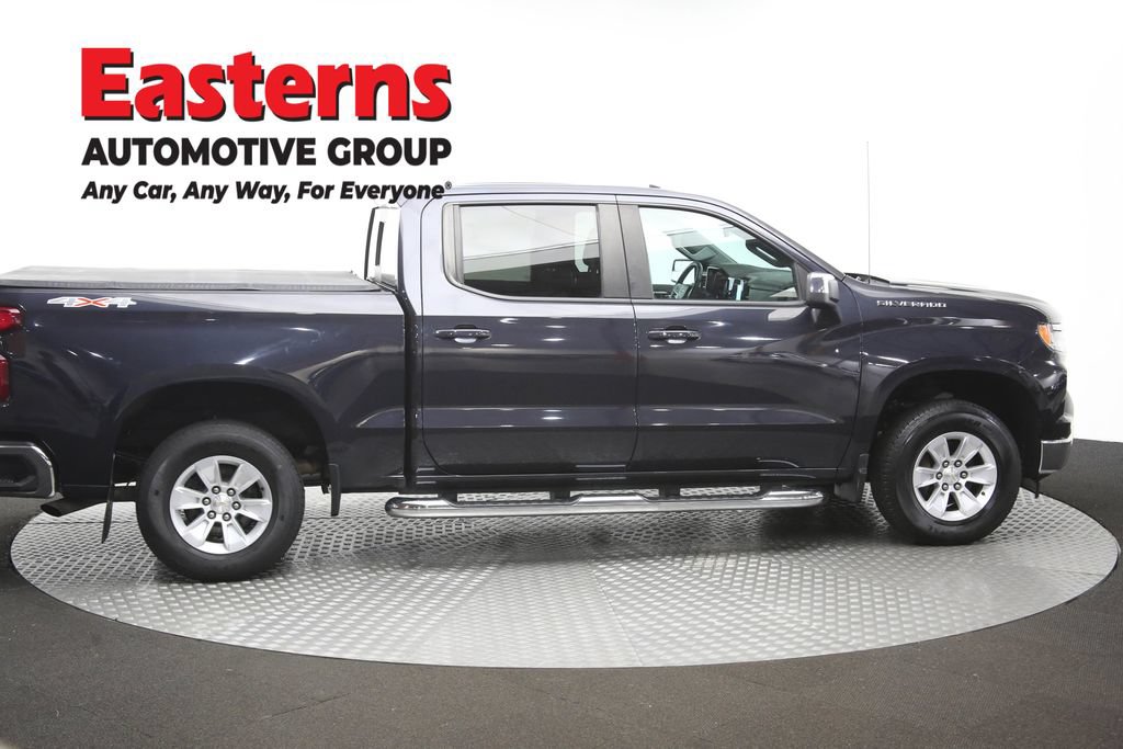 Used 2022 Chevrolet Silverado 1500 LT w/ Convenience Package II AWD/4WD image 44