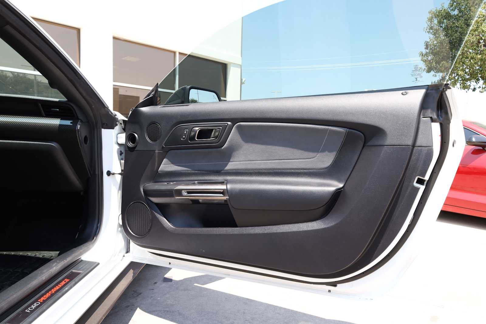Used 2019 Ford Mustang Shelby GT350 w/ Technology Package RWD image 44