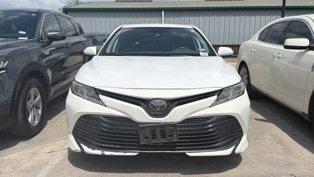 Used 2019 Toyota Camry LE FWD image 2