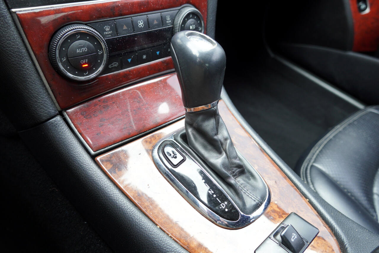 Used 2006 Mercedes-Benz CLK 55 AMG Cabriolet image 22