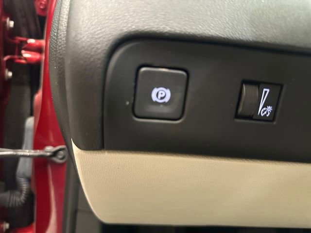 Used 2023 Buick Enclave Essence w/ Sport Touring Edition FWD image 23