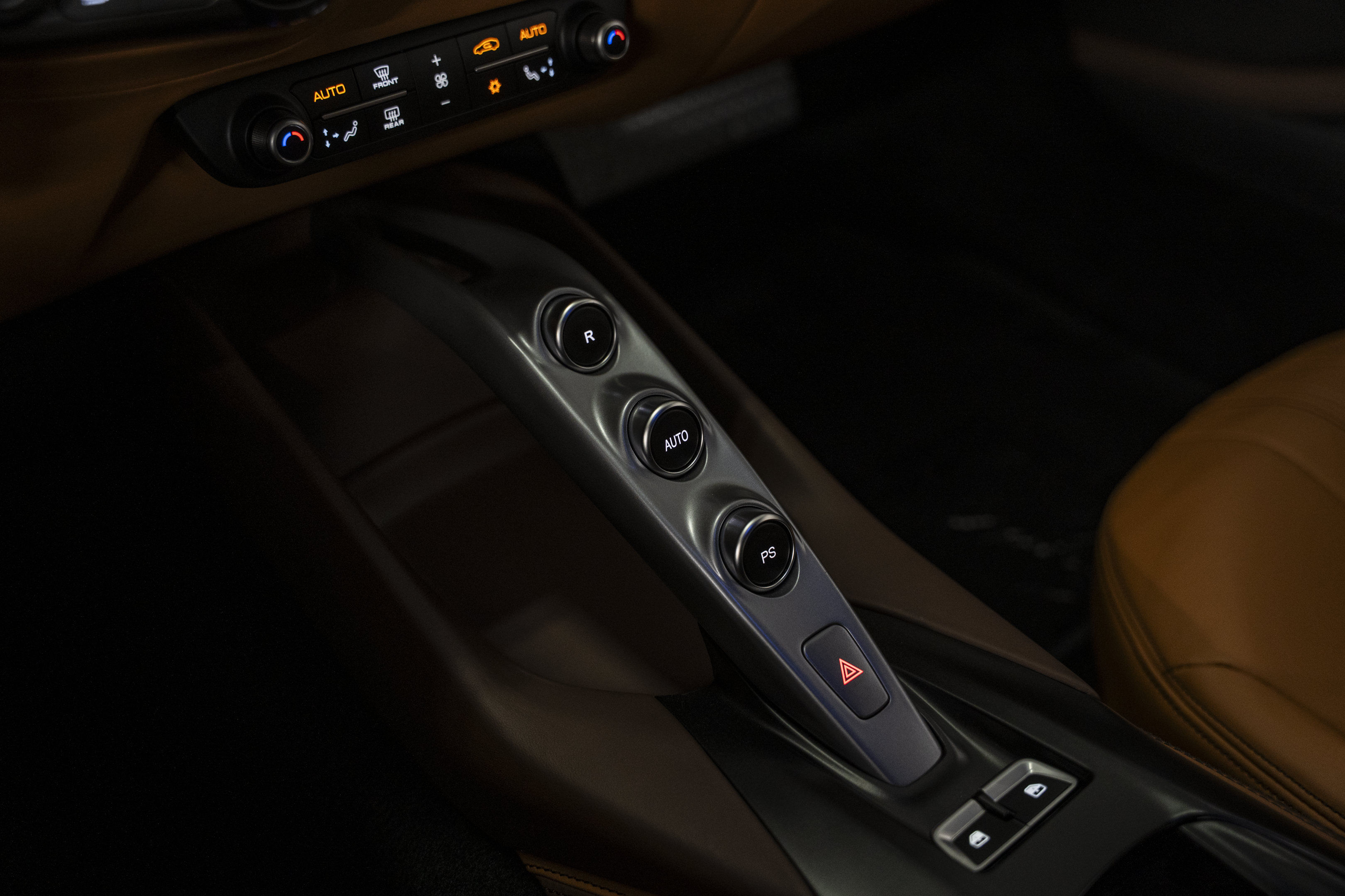 Used 2019 Ferrari 812 Superfast RWD image 43