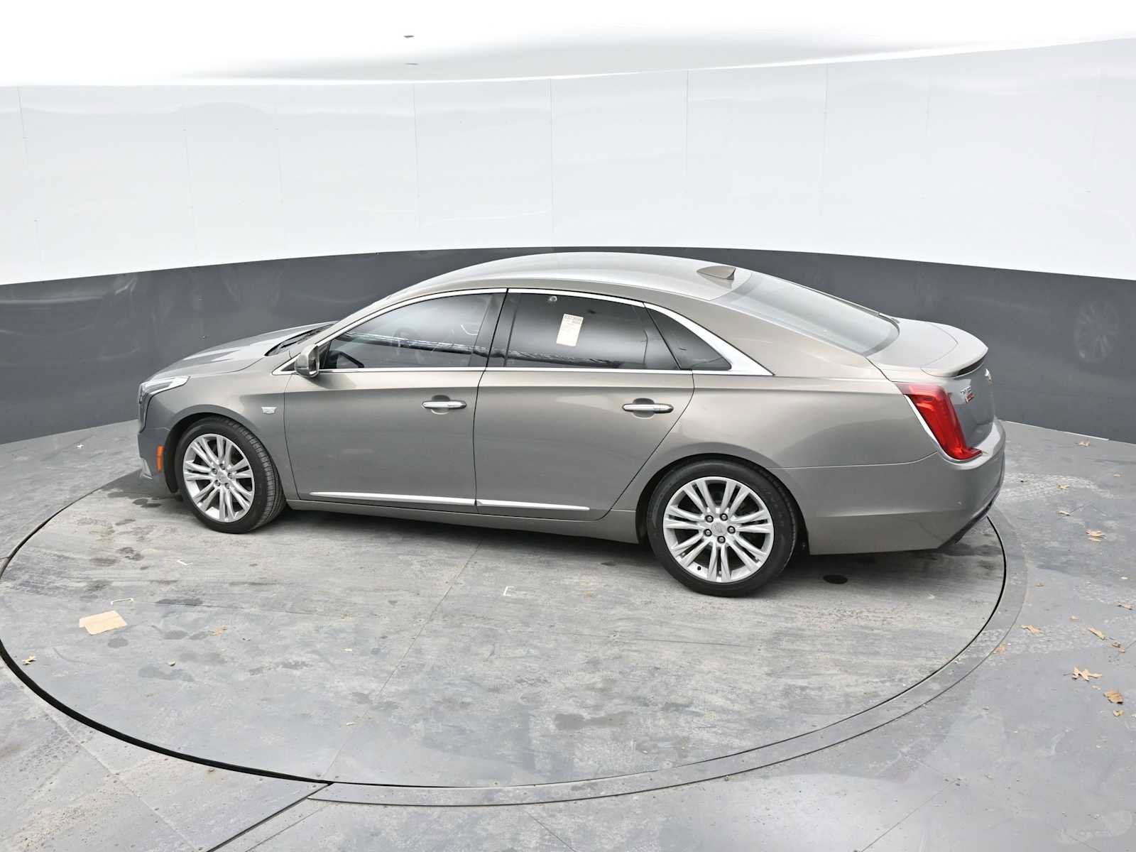 Used 2019 Cadillac XTS Luxury FWD image 12
