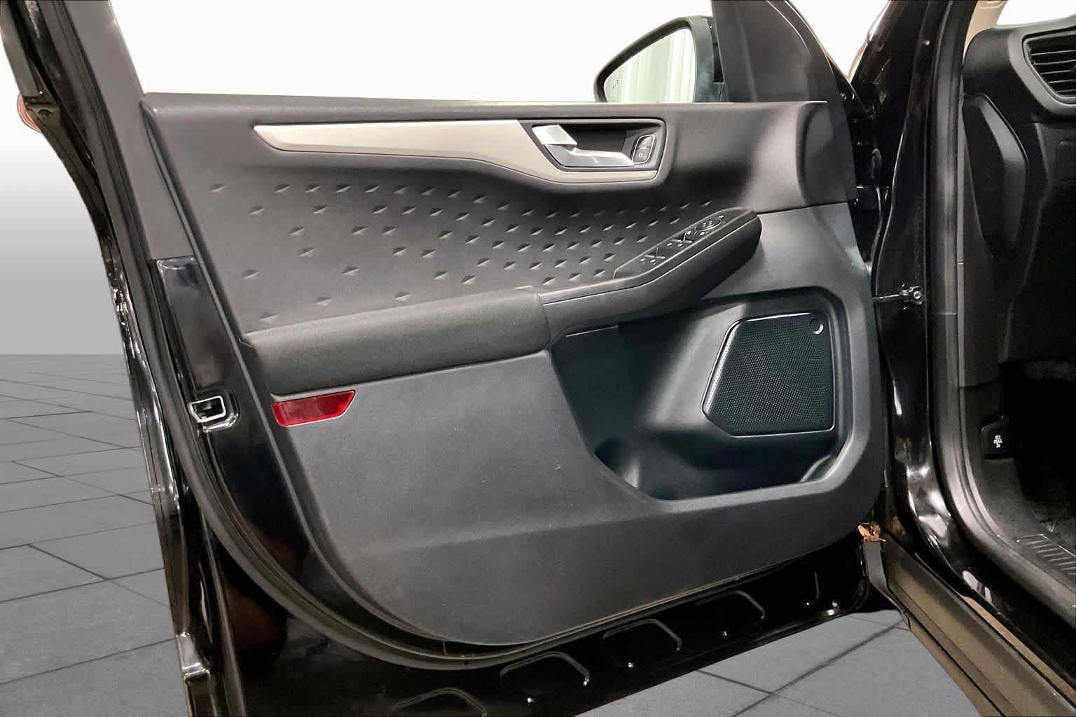 Used 2020 Ford Escape SE AWD/4WD image 21