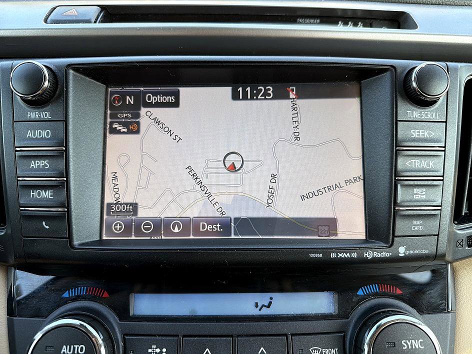 Used 2018 Toyota RAV4 Limited image 16