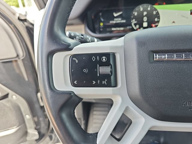 Used 2025 Land Rover Defender 110 S AWD/4WD image 17