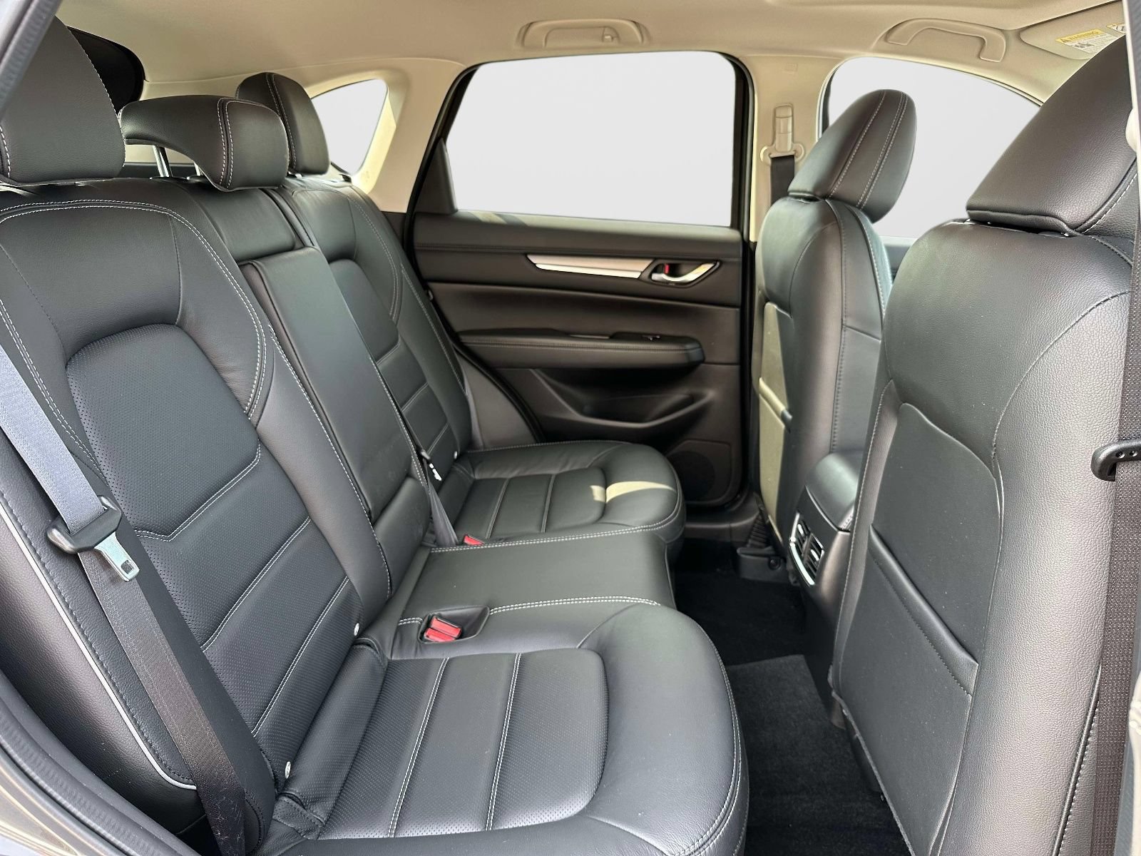 Used 2025 MAZDA CX-5 AWD 2.5 S w/ Premium Plus Pkg image 11