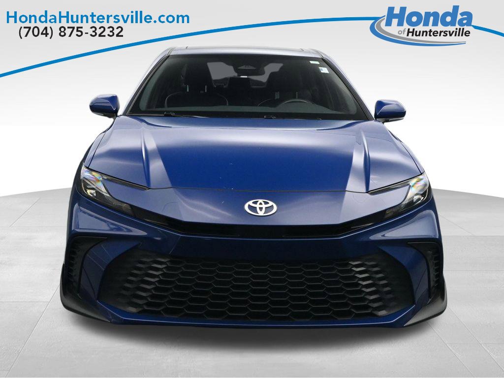 Used 2025 Toyota Camry SE w/ Multimedia Upgrade Package FWD image 7
