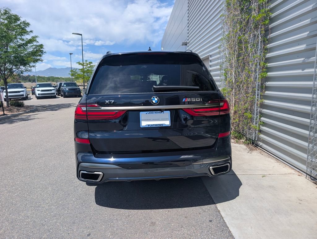 Used 2022 BMW X7 M50i w/ Dynamic Handling Package AWD/4WD image 4