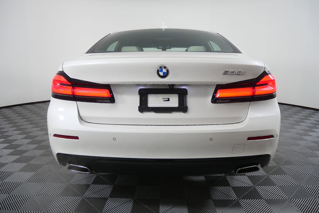Certified 2023 BMW 530i w/ Premium Package image 4