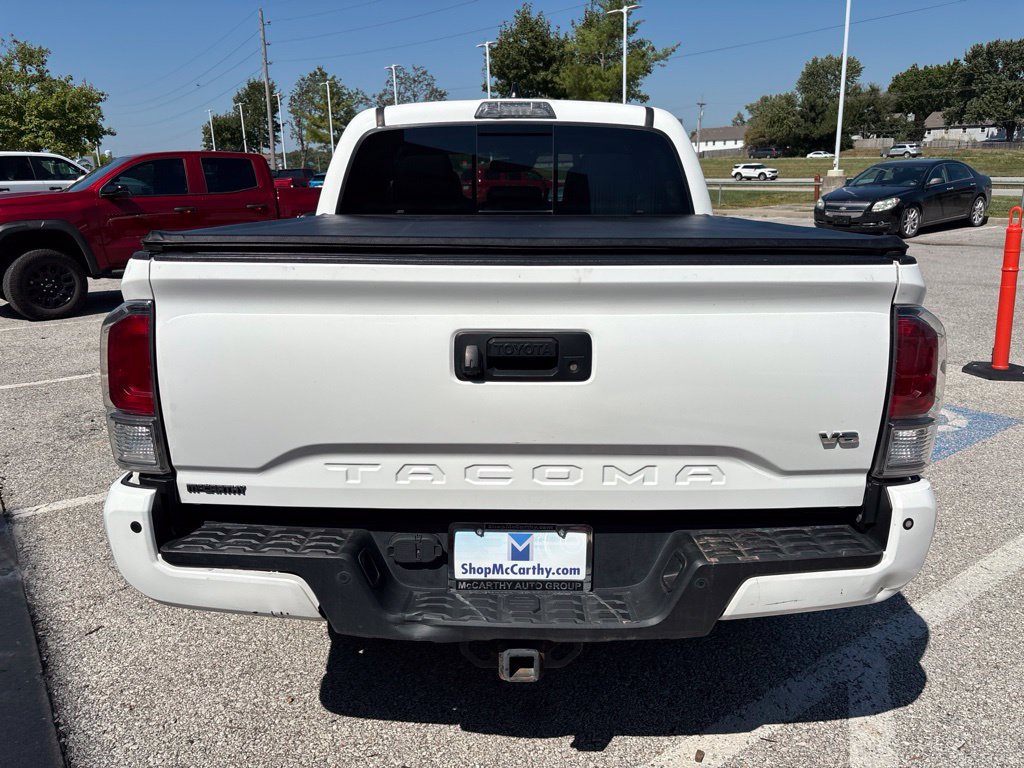Used 2021 Toyota Tacoma TRD Off-Road w/ TRD Premium Off Road Package AWD/4WD image 11