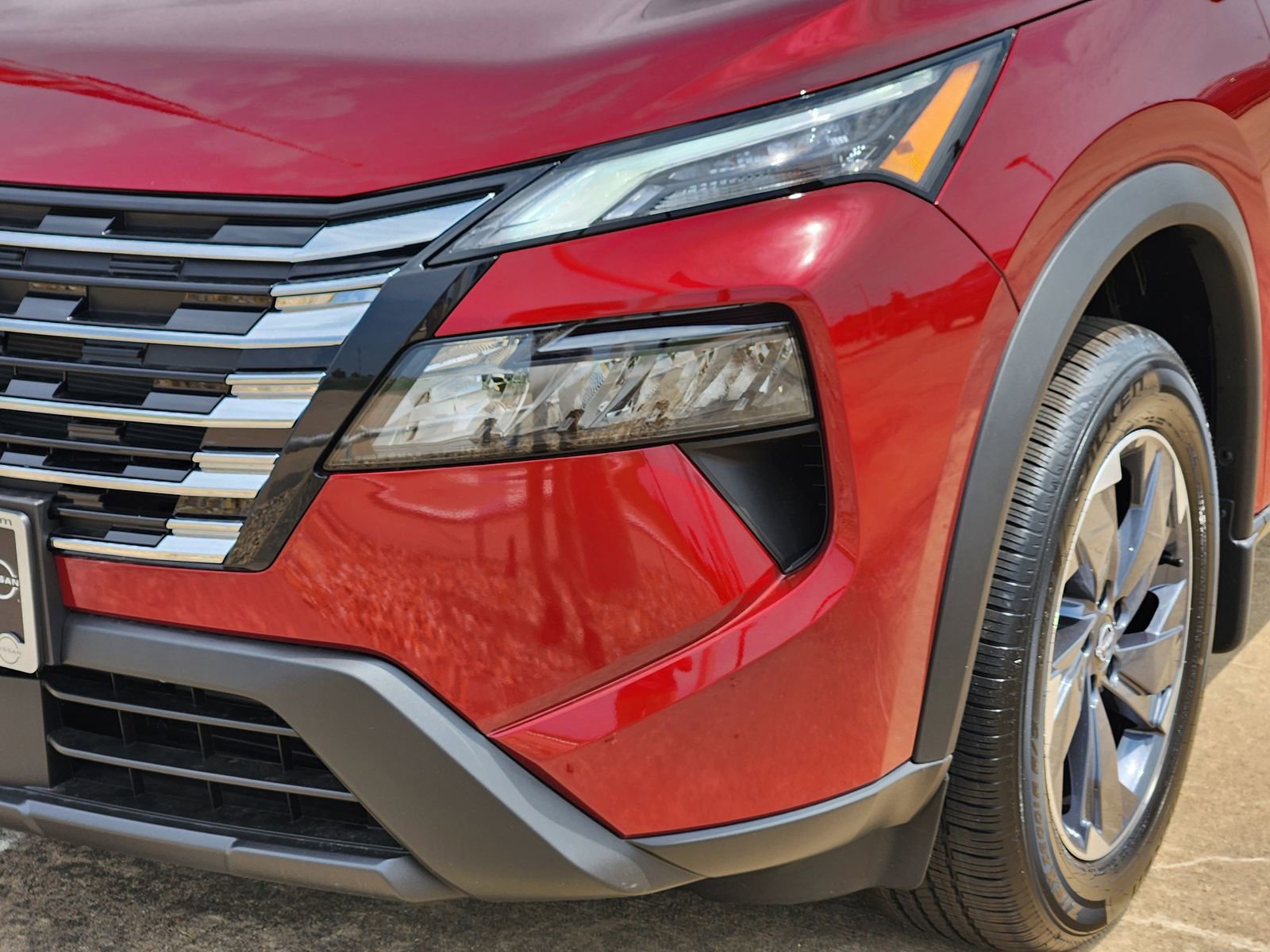 New 2026 Nissan Rogue SV image 8