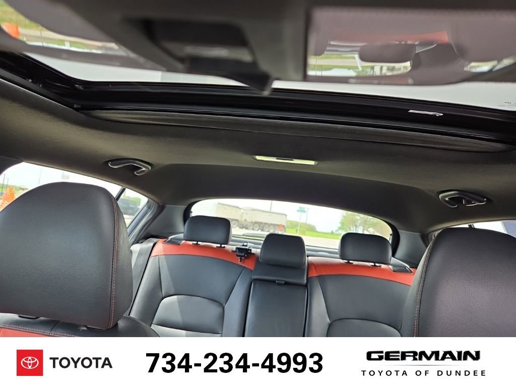 Used 2017 Kia Forte SX FWD image 15