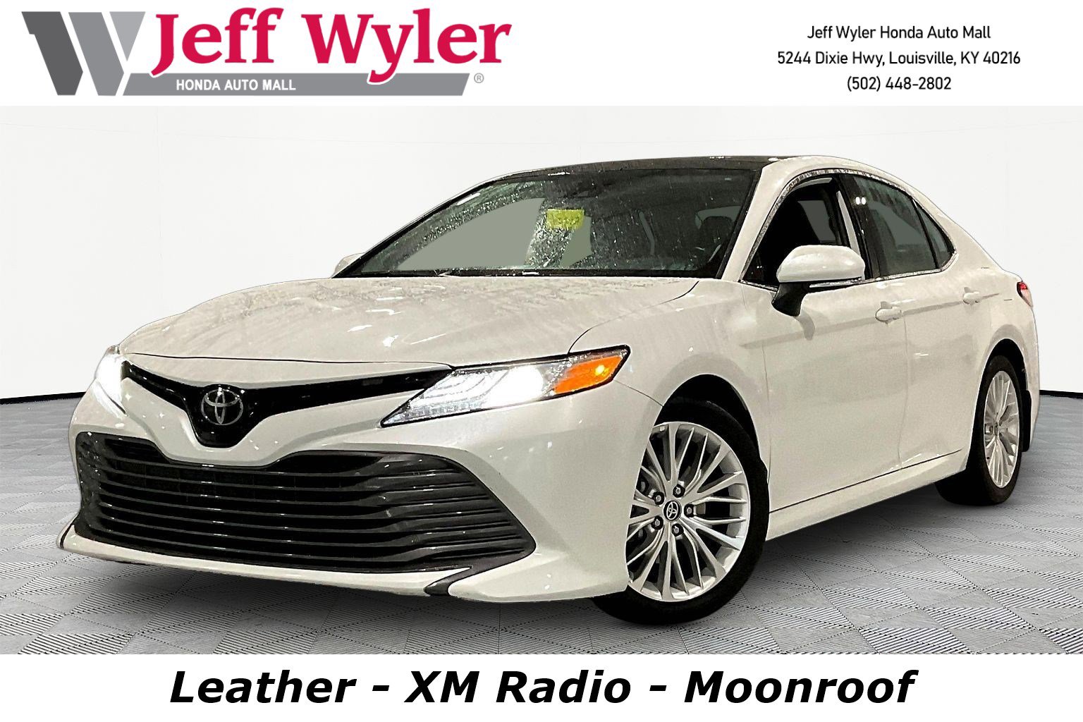 Used 2020 Toyota Camry XLE FWD image 1