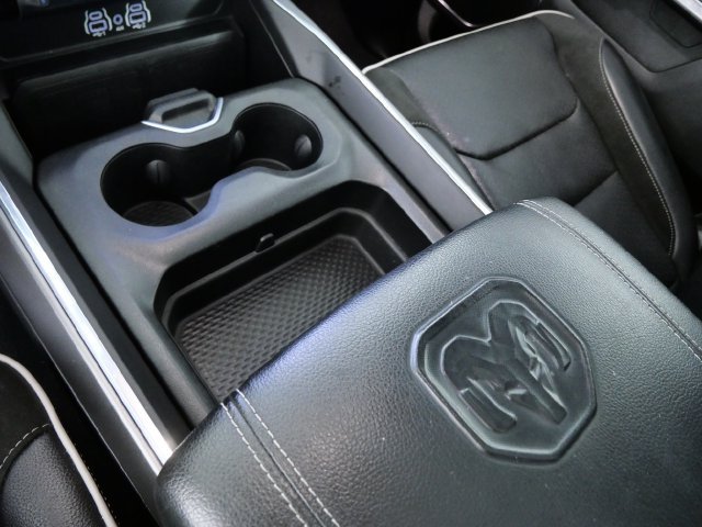 Used 2025 RAM 1500 Laramie w/ Sport Appearance Package AWD/4WD image 24
