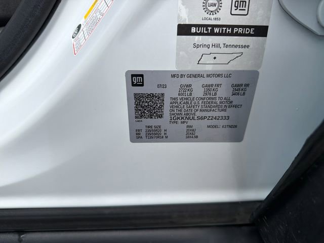 Used 2023 GMC Acadia SLT w/ Technology Package AWD/4WD image 16