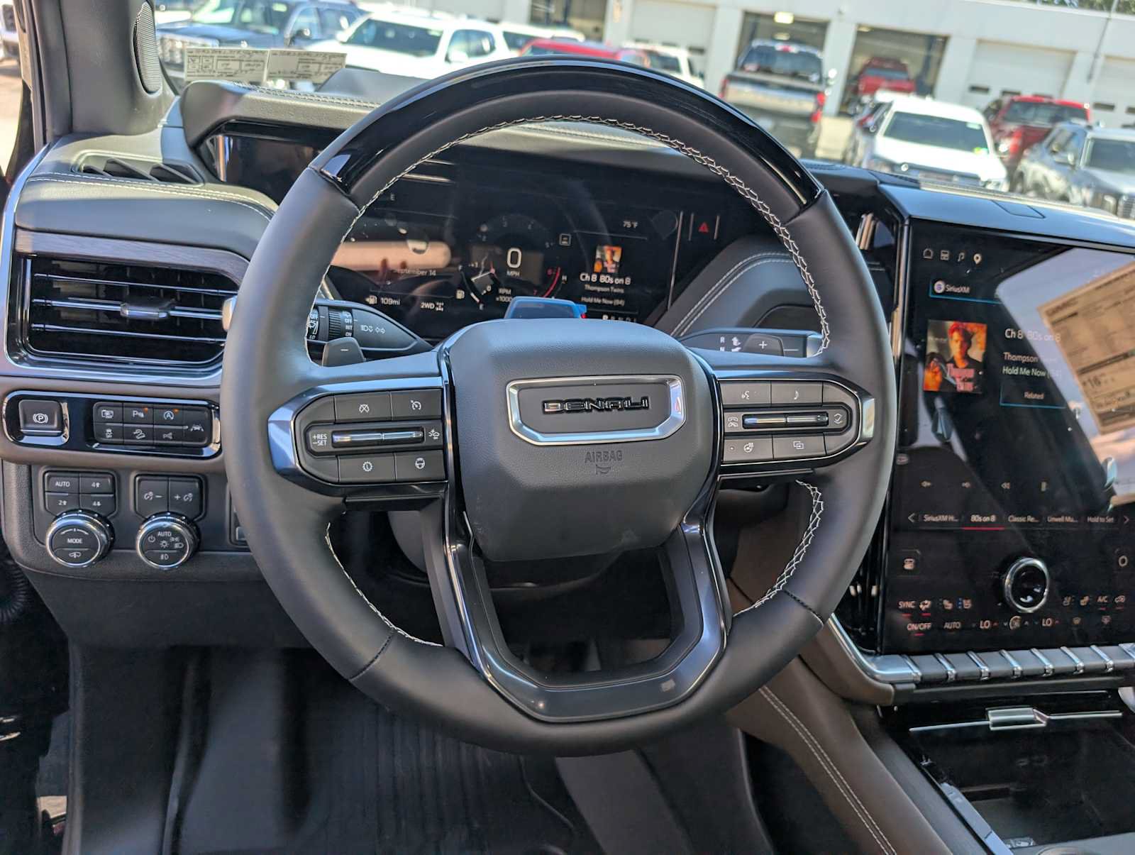 New 2026 GMC Yukon Denali Ultimate w/ LPO, Floor Liner Package AWD/4WD image 31