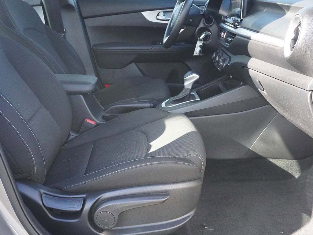 Used 2023 Kia Forte LXS w/ LXS Technology Package image 20