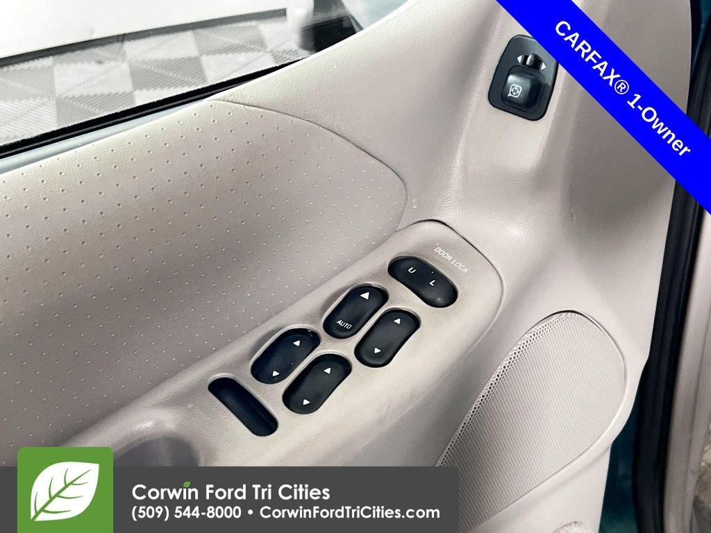 Used 1996 Ford Explorer XLT AWD/4WD image 12