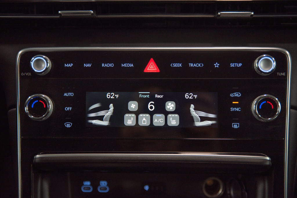 Used 2025 Genesis GV80 2.5T Standard AWD/4WD image 35