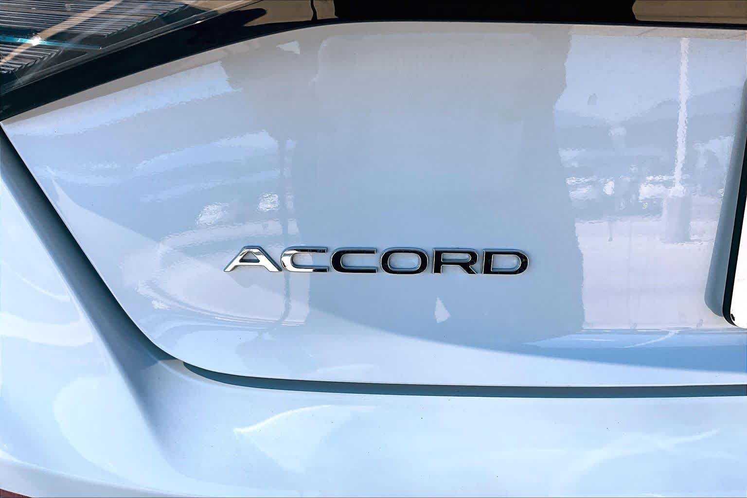 Used 2025 Honda Accord SE image 10