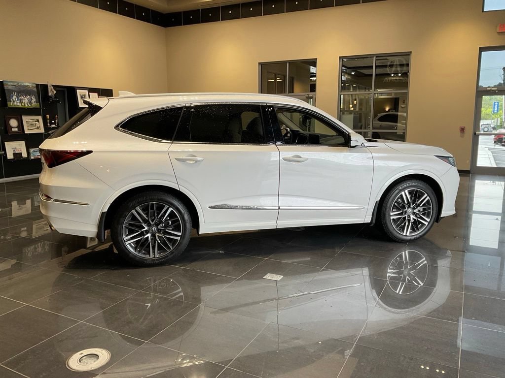 Certified 2026 Acura MDX w/ Advance Package AWD/4WD image 6
