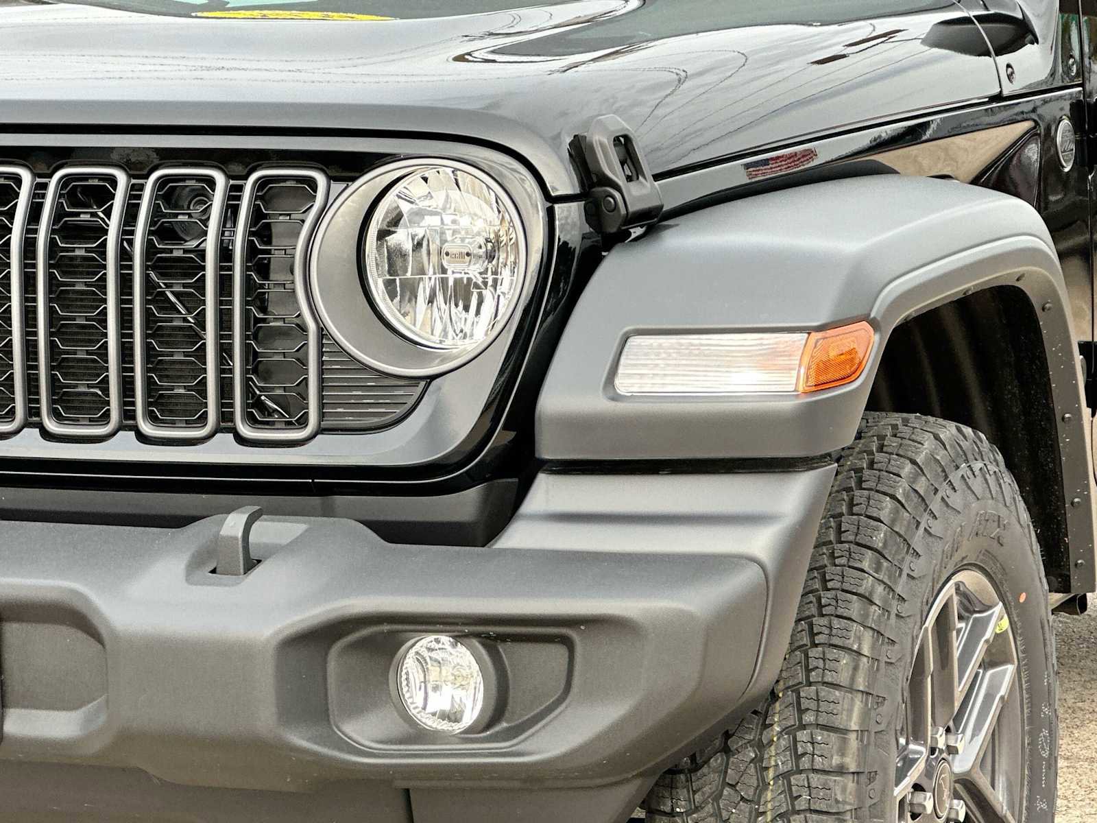 New 2026 Jeep Wrangler Unlimited Sport AWD/4WD image 16