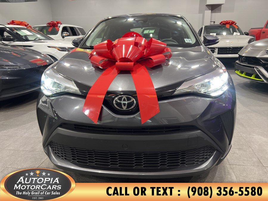 Used 2022 Toyota C-HR XLE FWD image 32