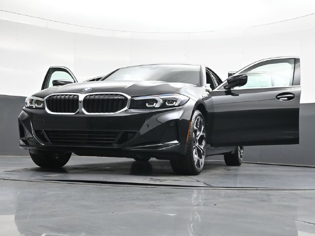New 2026 BMW 330i xDrive Sedan w/ Convenience Package AWD/4WD image 48