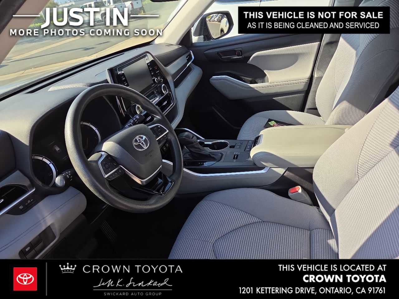 Used 2021 Toyota Highlander L FWD image 4
