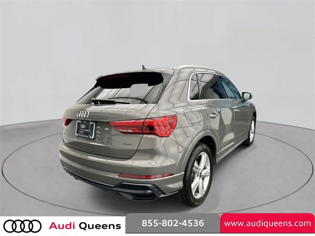 Used 2022 Audi Q3 2.0T Premium Plus w/ Premium Plus Package image 4