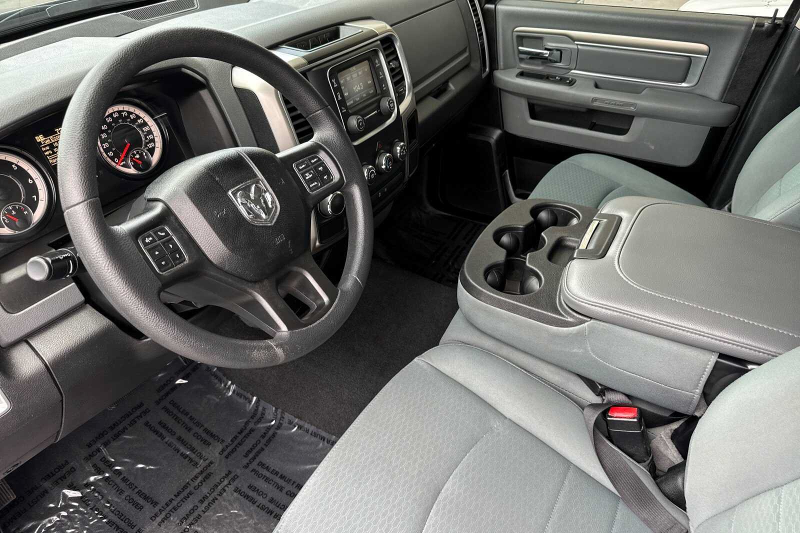 Used 2018 RAM 1500 Classic SLT RWD image 10