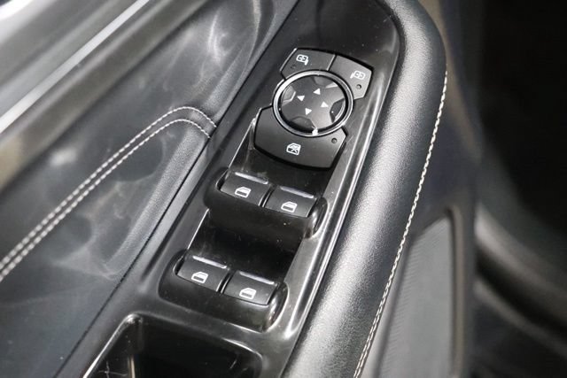 Used 2019 Ford Edge Titanium w/ Equipment Group 301A AWD/4WD image 18