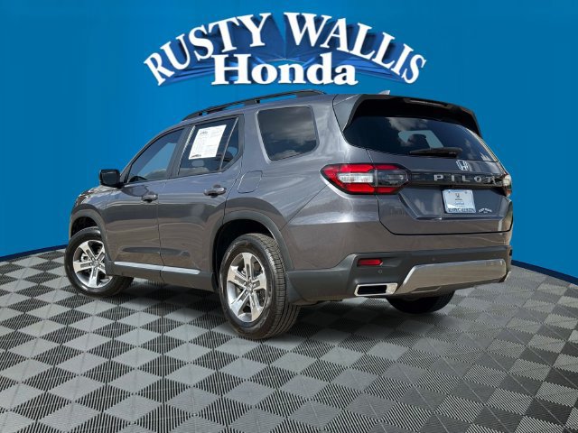 Certified 2026 Honda Pilot EX-L image 3