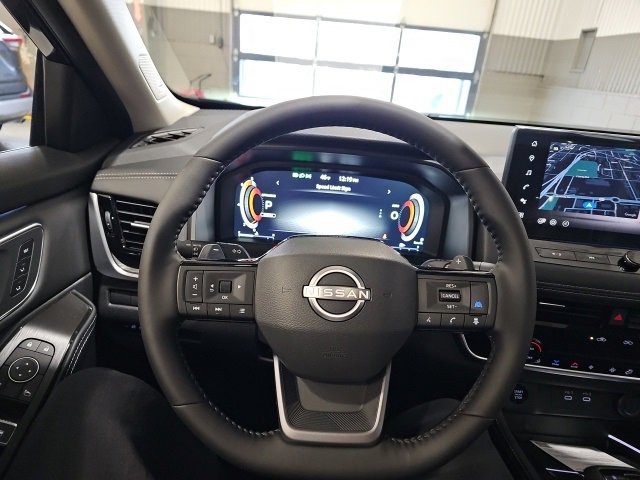 New 2026 Nissan Rogue Platinum image 13