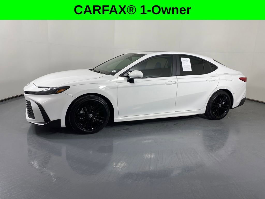 Certified 2025 Toyota Camry SE w/ Convenience Package image 3