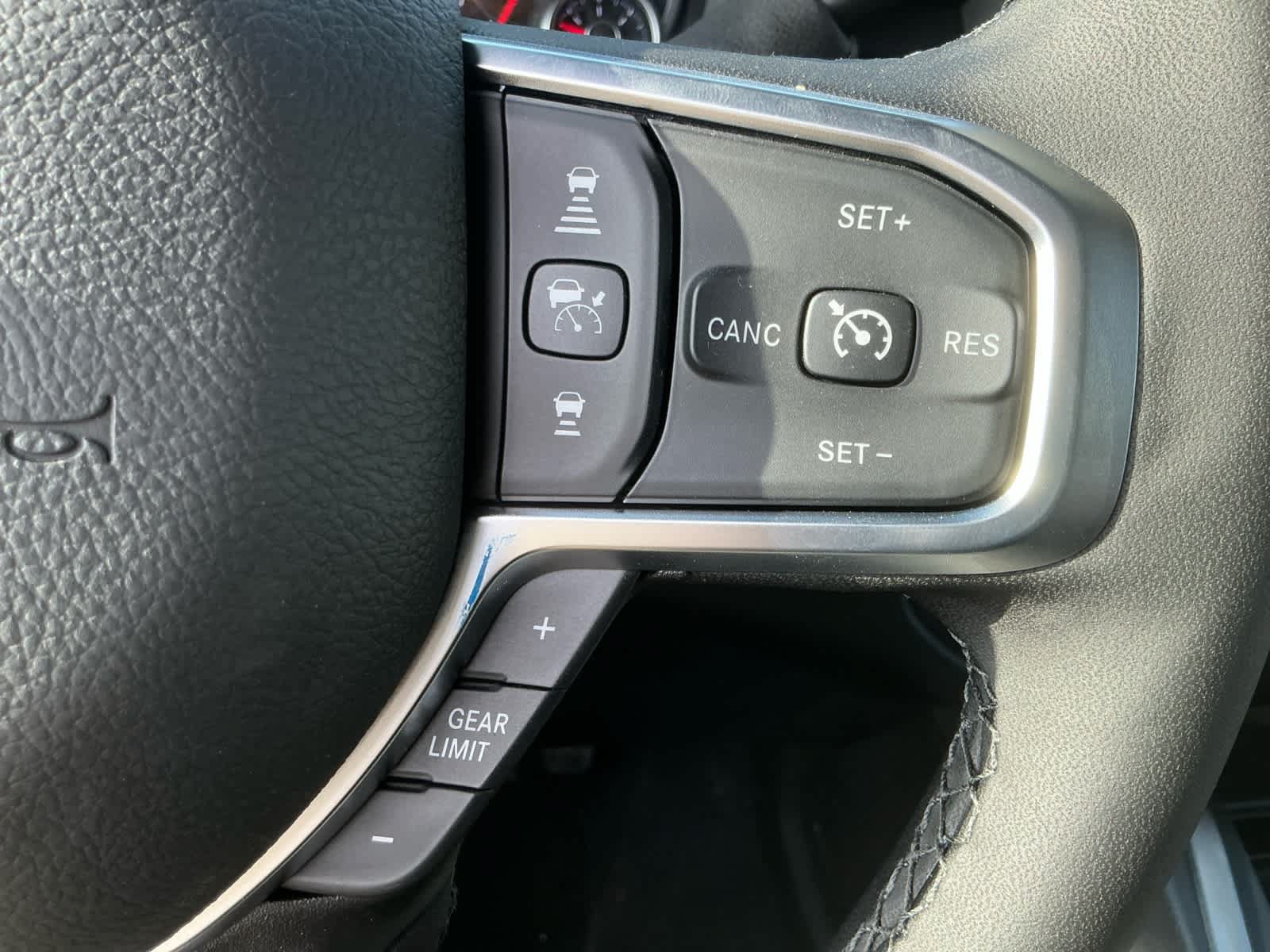 New 2026 RAM 2500 Big Horn AWD/4WD image 25
